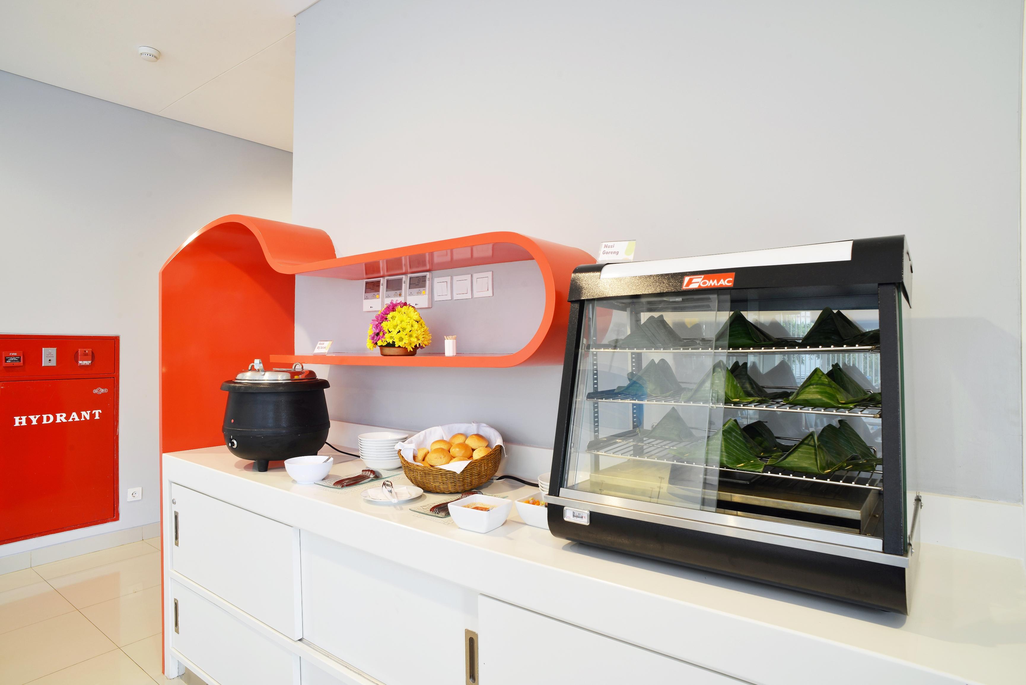Pop! Hotel Kemang Jakarta Luaran gambar