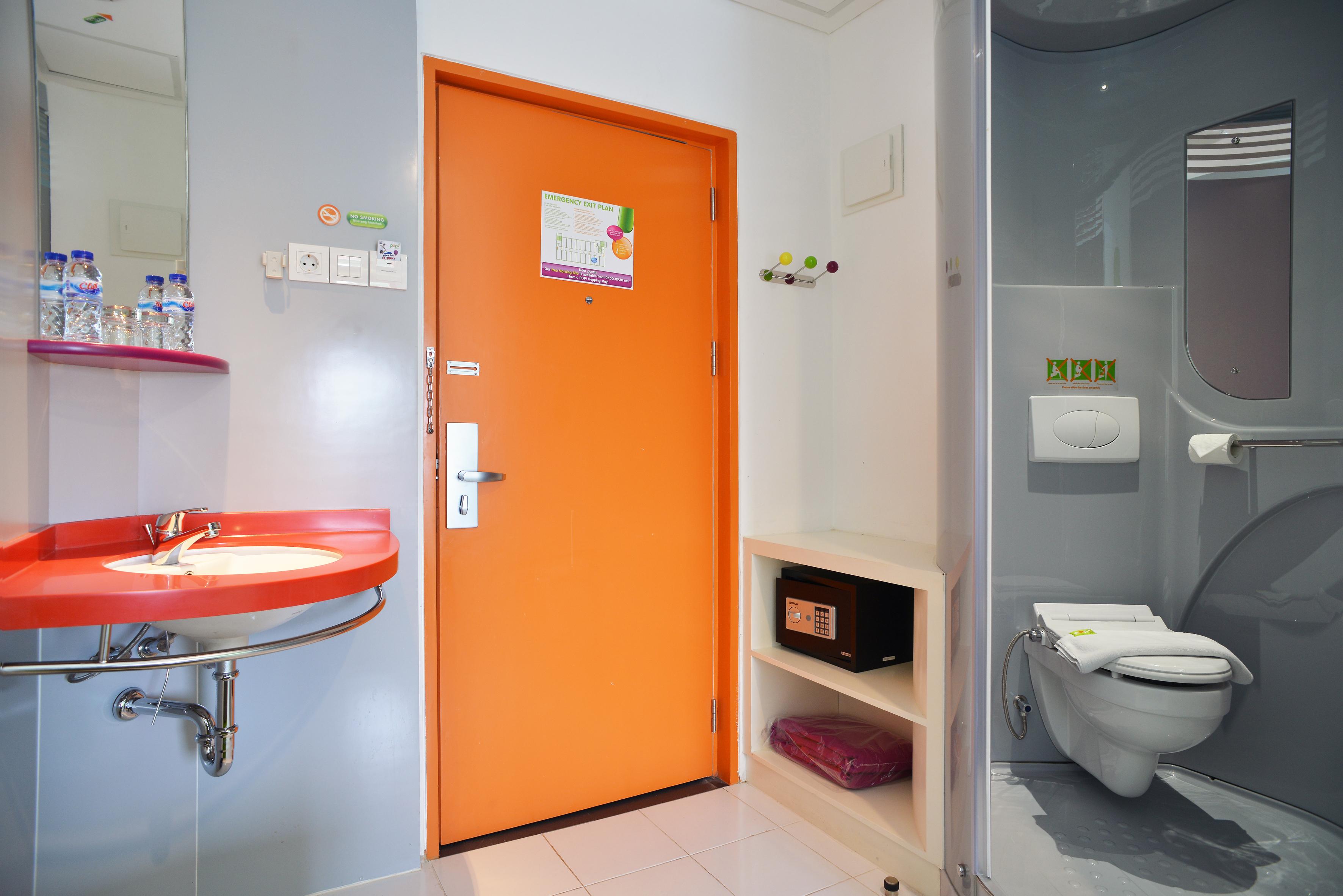 Pop! Hotel Kemang Jakarta Luaran gambar