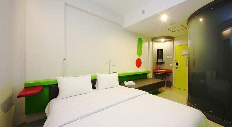 Pop! Hotel Kemang Jakarta Luaran gambar